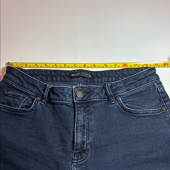 NWT Simply Vera Wang Bootcut Jeans 10P - Picture 3 of 5
